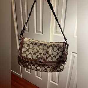 Coach Vintage Chelsea Signature C Flap Brown Patterned Shoulder Bag y2k soho